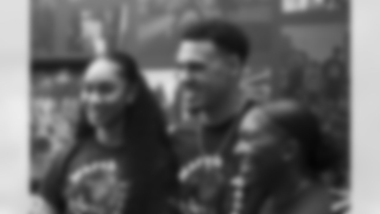 Justin Simmonswith Nashara and Naja Ray during the third annual March For Peace on Saturday, May 20, 2023 at Broncos Boys & Girls Club in Denver, Colorado.
Photo by Gabriel Christus / Denver Broncos