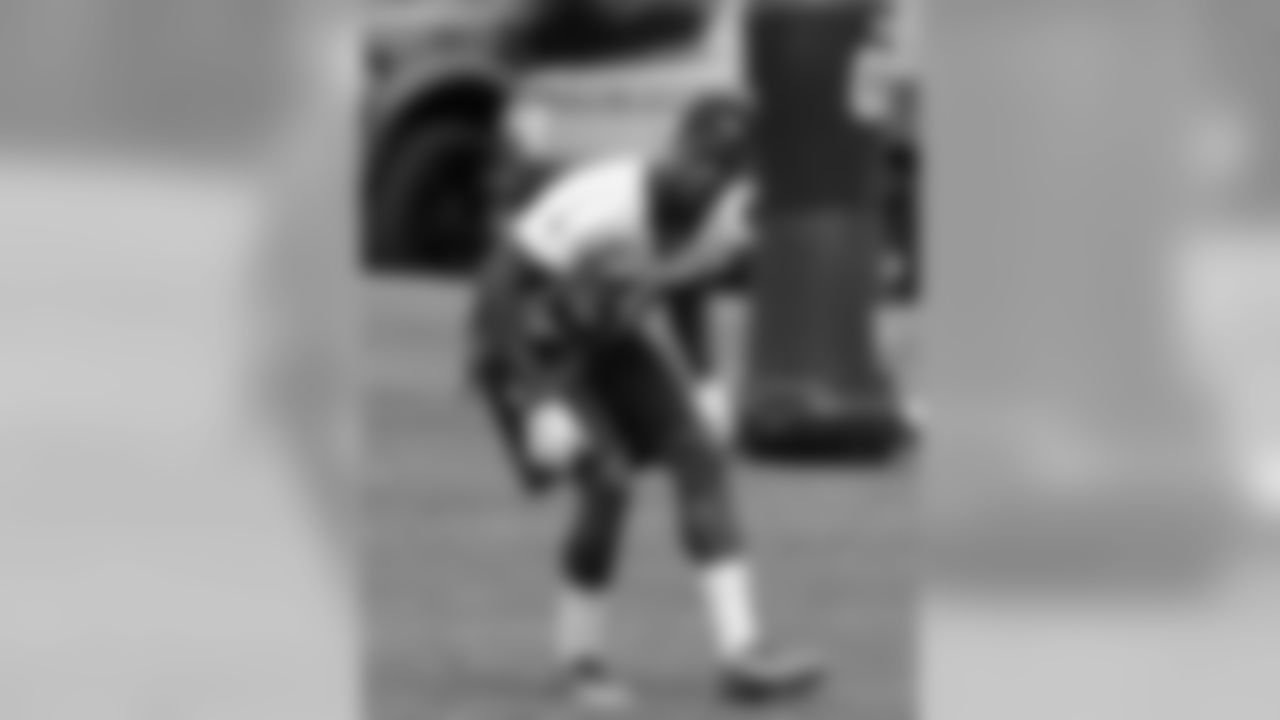 CB Taurean Nixon