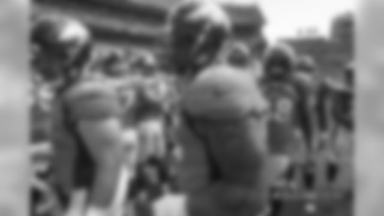 Ron Leary during pregame warmups before the Broncos' game against the Oakland Raiders at Broncos Stadium at Mile High on September 16, 2018.