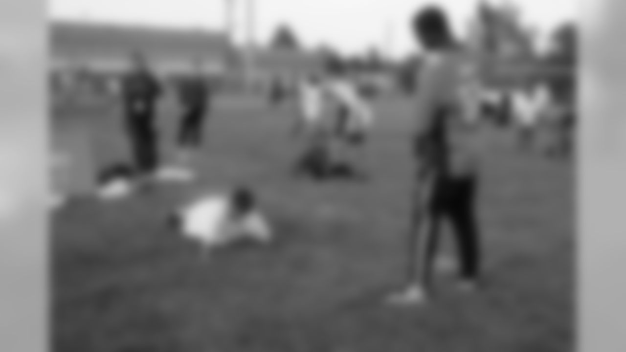 Kids enjoy a PLAY 60 Gatorade Junior Training Clinic at Owen Boys & Girls Club on September 4, 2018.