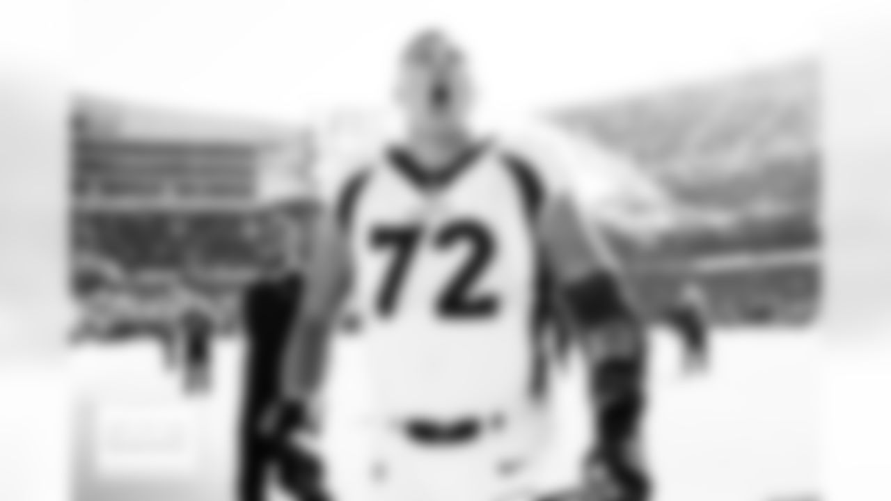 Denver Broncos offensive tackle Garett Bolles (72) celebrates after the Broncos' Week 4 game against the Chicago Bears at Soldier Field in Chicago, Illinois on October 1, 2023. Photo by Ben Swanson / Denver Broncos