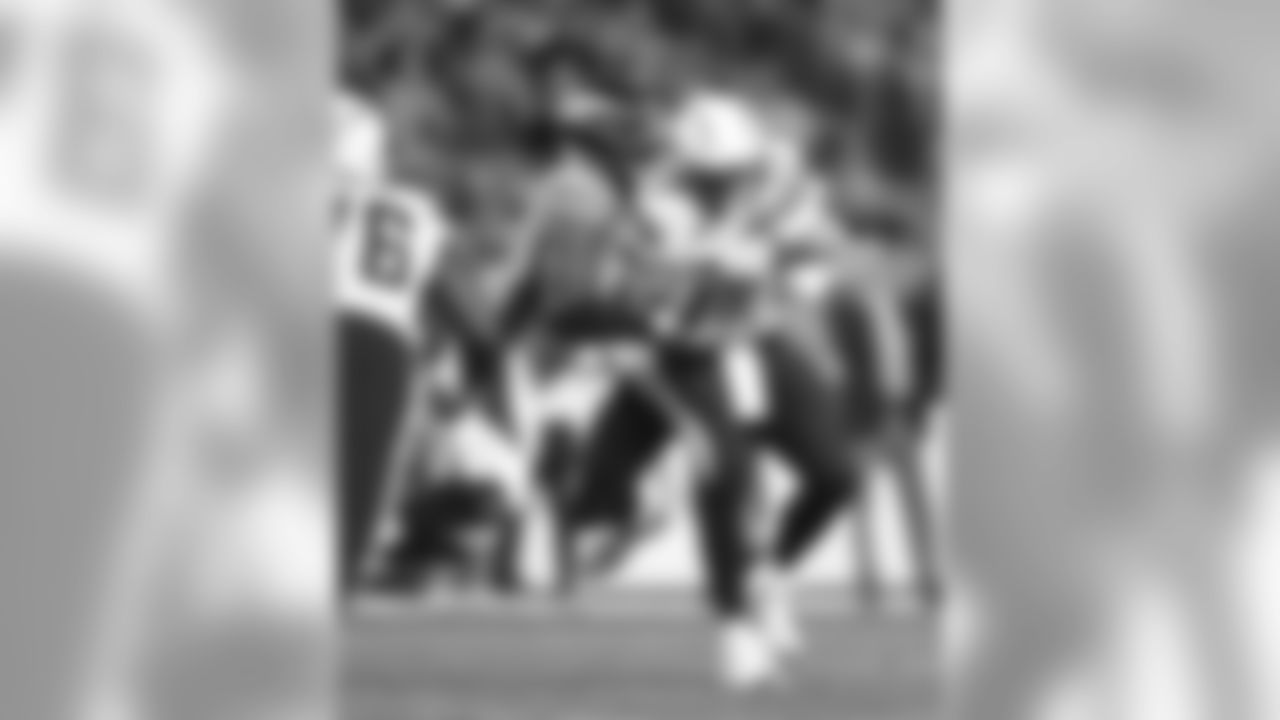 Von Miller put up 14.0 sacks, the second-highest total of his career, on his way to his third Pro Bowl appearance.