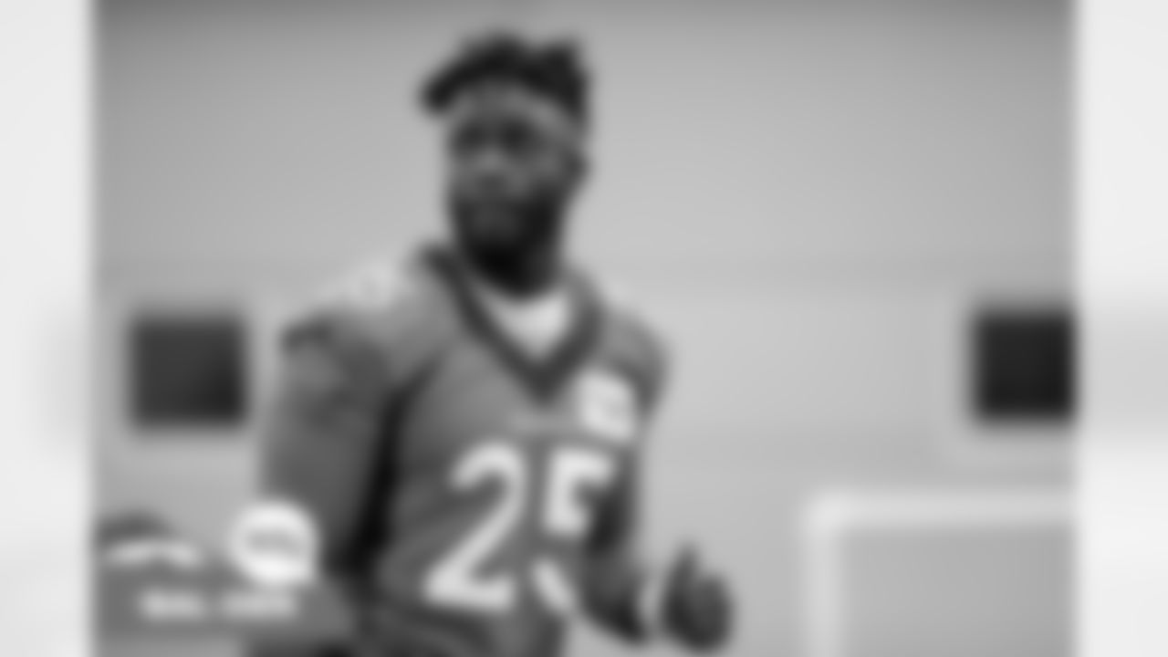 Melvin Gordon III during practice at UCHealth Training Center in Englewood, Colorado on September 29, 2021. (Photo by Ben Swanson)