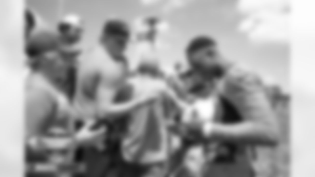Courtland Sutton signs autographs for fans at practice on Day 3 of training camp at UCHealth Training Center in Englewood, Colorado on July 29, 2022. (Photo by Ben Swanson)