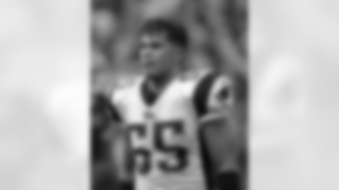 Junior Seau, a 12-time Pro Bowler and 10-time All-Pro passed away at the age of 43.