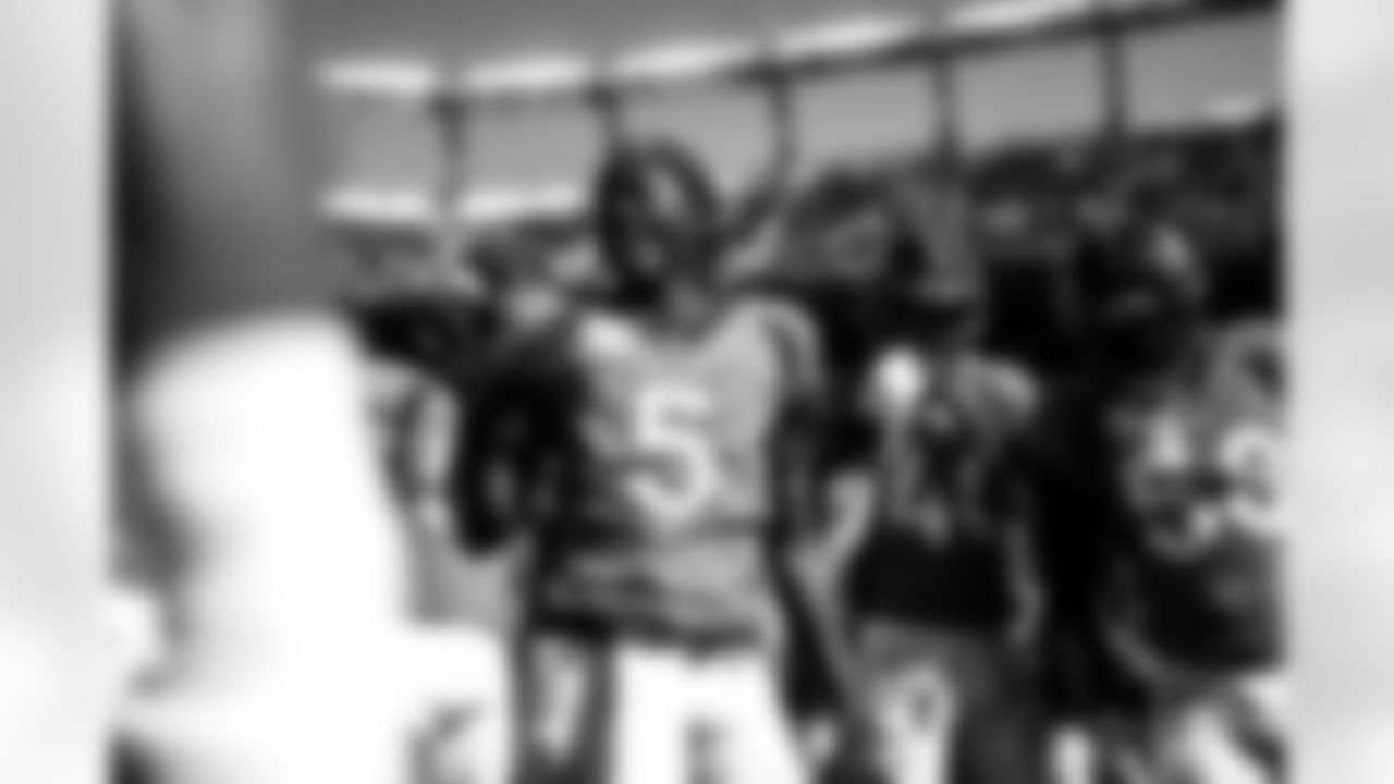 Denver Broncos quarterback Teddy Bridgewater (5) I leads a huddle during the NFL game against the Baltimore Ravens on Sunday, October 3, 2021 at Empower Field at Mile High in Denver, Colorado.
Photo by Gabriel Christus