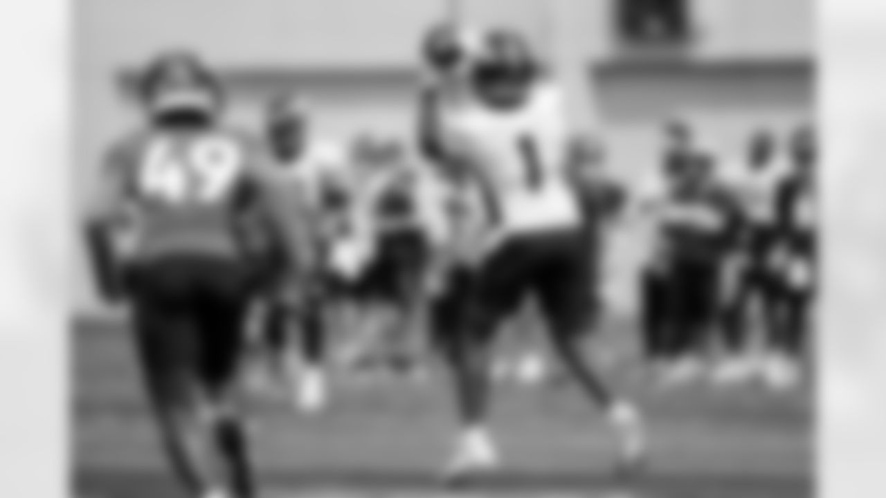 KJ Hamler during practice on the 14th day of training camp at UCHealth Training Center on August 16, 2021. (Photo by Ben Swanson)