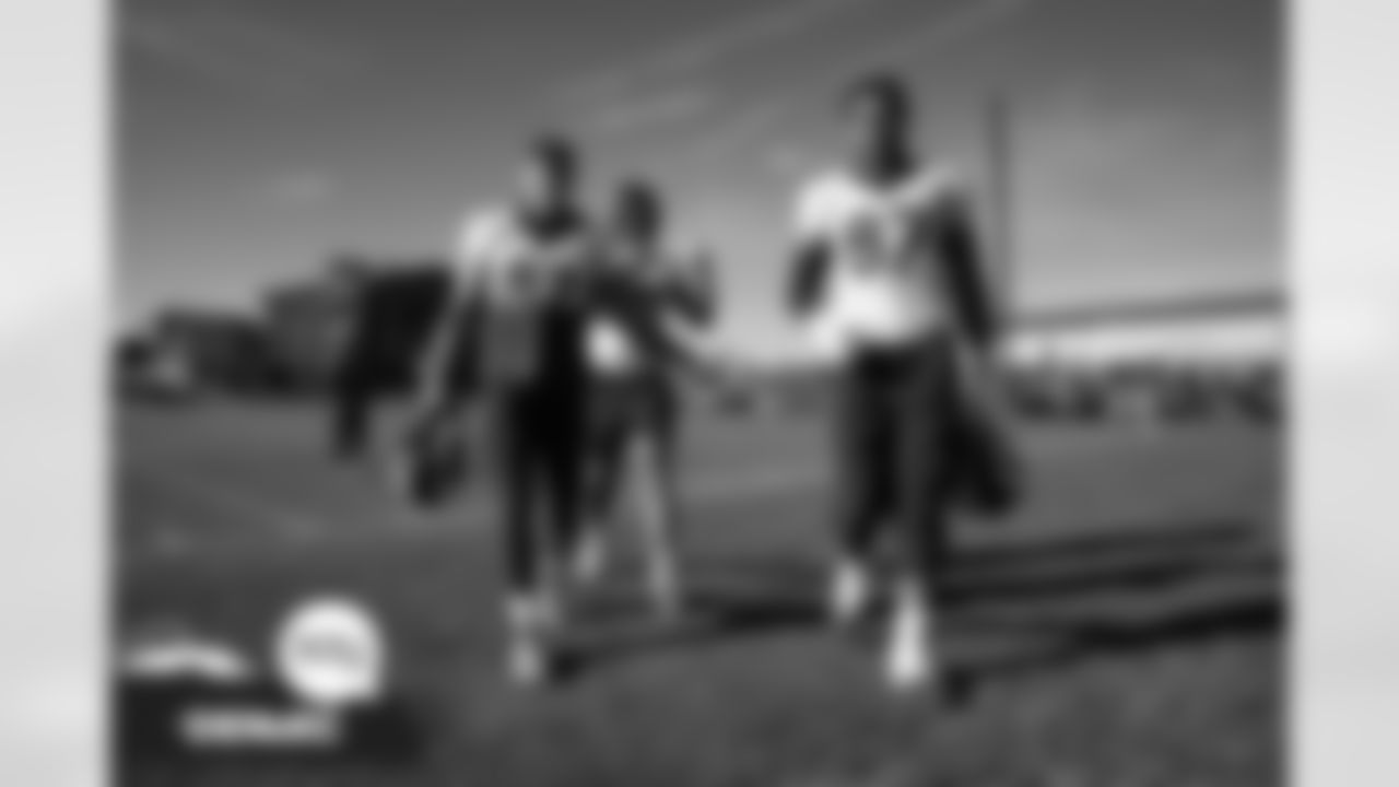 Eric Saubert, Albert Okwuegbunam and Noah Fant at practice at UCHealth Training Center in Englewood, Colorado on December 3, 2021 (Photo by Sam Weaver)