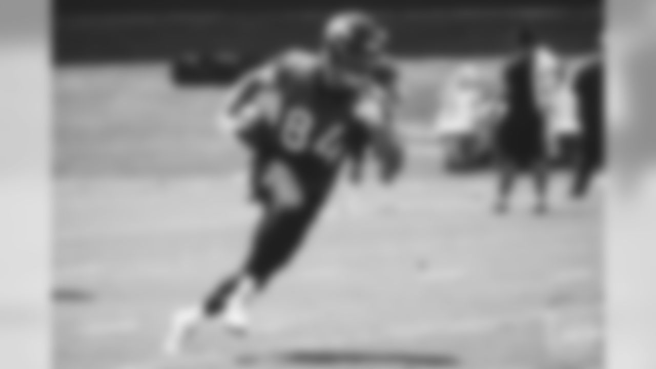 Tight end Troy Fumagalli (84) at practice on the first day of rookie camp on July 25, 2018.