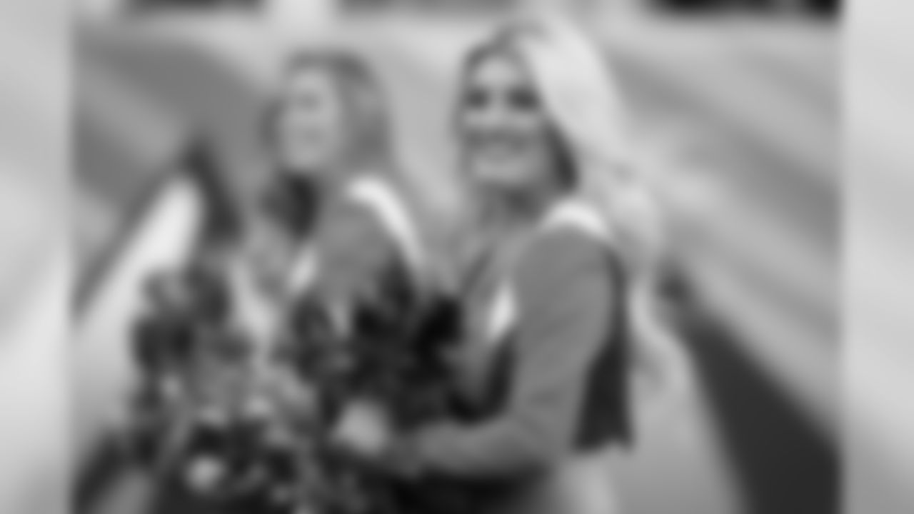 171210, Denver Broncos, NYJ, DBC, Cheerleaders Madison