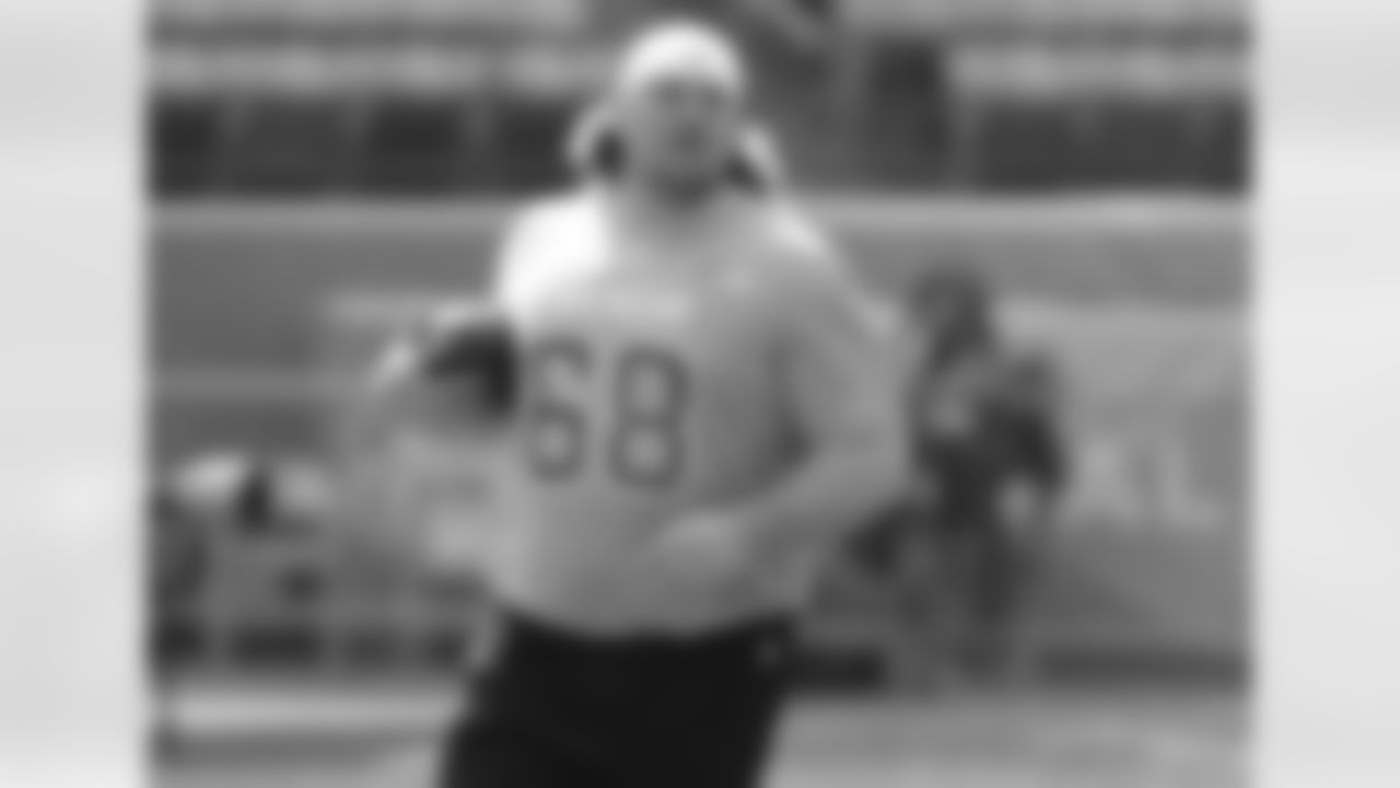 Beadles was selected to his first Pro Bowl this season.