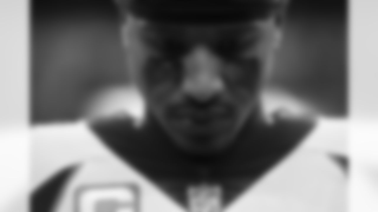 Courtland Sutton bows his head in a moment of solitude before the game against the Las Vegas Raiders on Sunday, December 26, 2021 at Allegiant Stadium in Las Vegas, Nevada.
Gabriel Christus
