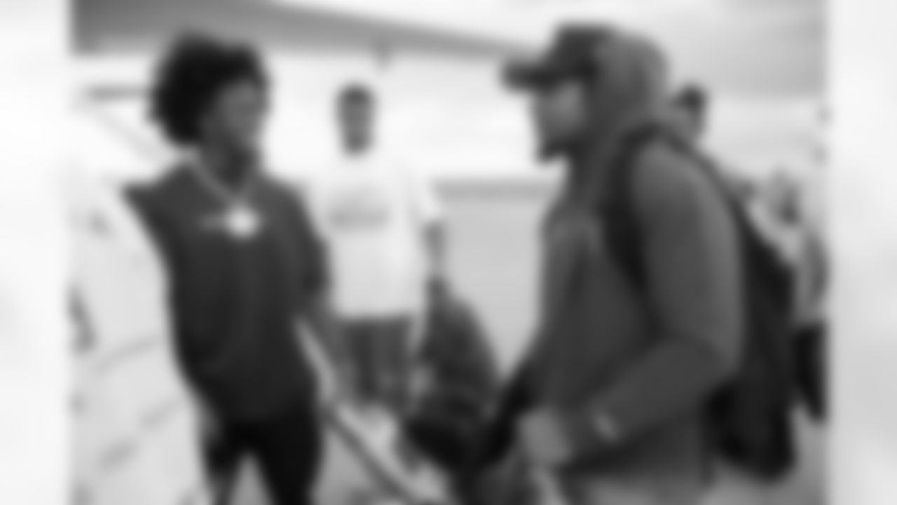 KJ Hamler and K'Waun Williams on the tarmac on Saturday, October 1, 2022 at Denver International Airport in Denver, Colorado.
Photo by Amanda Gerlach/Denver Broncos