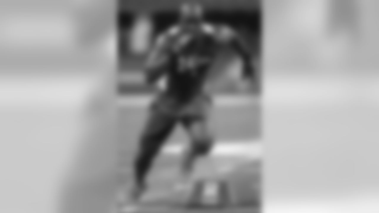 UCLA DL Datone Jones