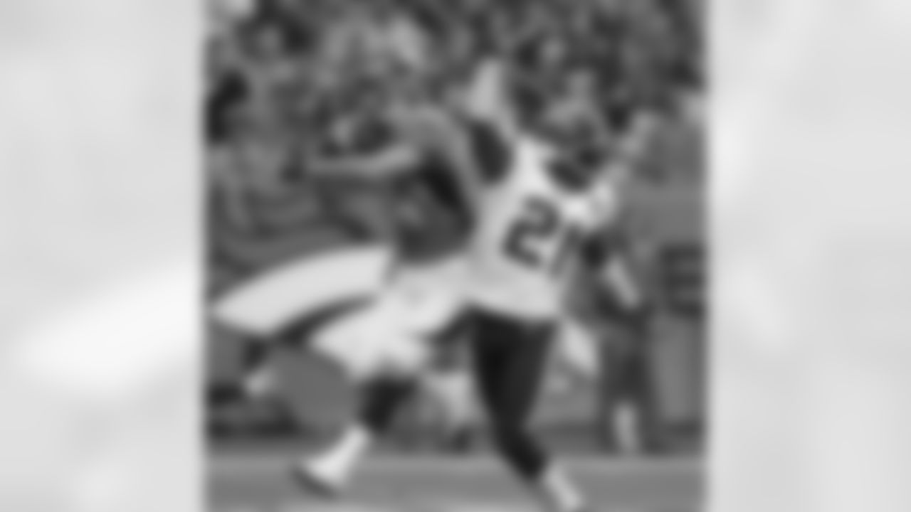 Manning found Brandon Stokley for a 38-yard touchdown pass in the fourth quarter vs. Houston.
