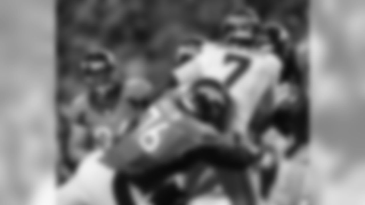 LB Nate Irving