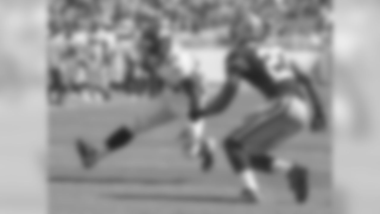 RB Juwan Thompson