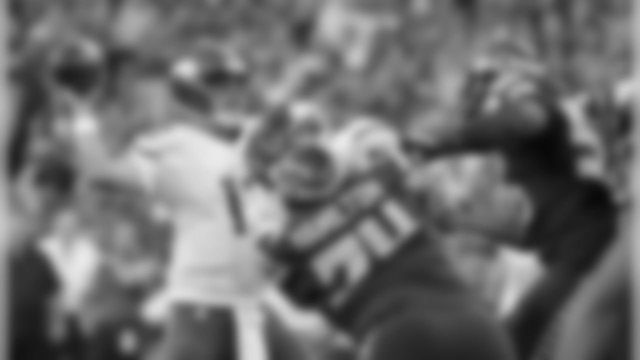 You know what you're getting with the 37-year-old Hill -- a steady locker-room presence who can play at a league-average level in a pinch. Hill started one game in two years as Minnesota's backup behind Teddy Bridgewater and later Sam Bradford.
