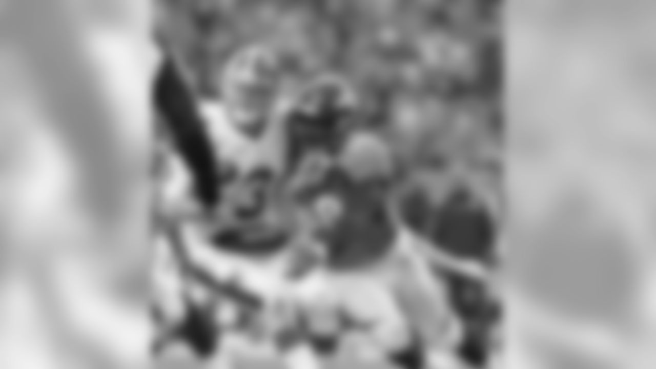 Miller becomes the franchise's single-season sack leader with a takedown of Cleveland QB Brandon Weeden.