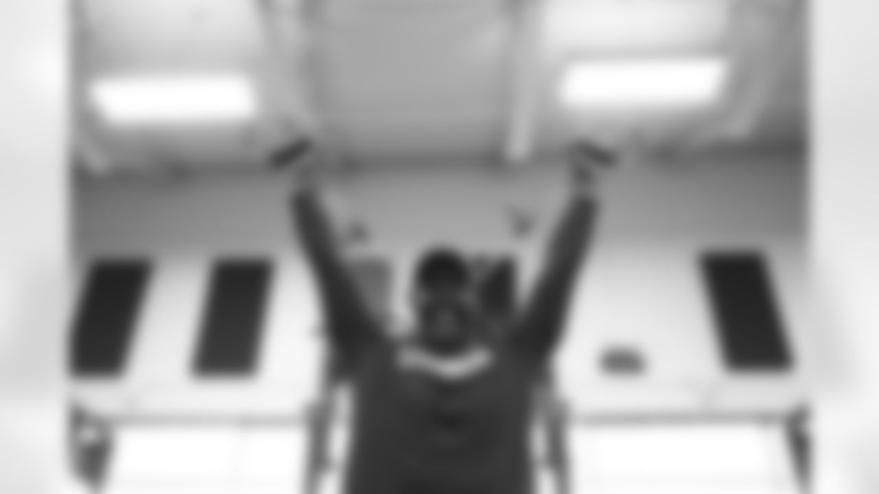 Von Miller during an Offseason Program workout at UCHealth Training Center in Centennial, CO, May 17, 2021.
Photo by Gabriel Christus