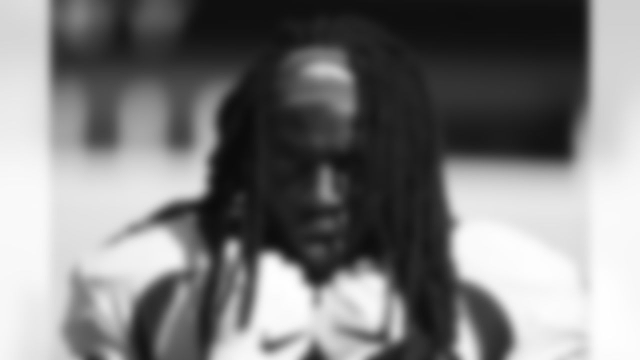 Denver Broncos running back Melvin Gordon III (25) during the NFL game against the Carolina Panthers at Bank of America Stadium in Charlotte, North Carolina, December 13, 2020.
Photo by Gabriel Christus