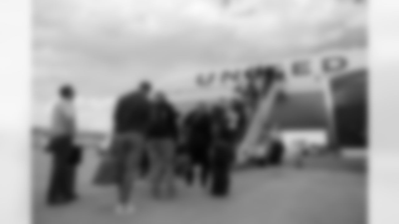 Players board the plane to Las Vegas on the tarmac on Saturday, October 1, 2022 at Denver International Airport in Denver, Colorado.
Photo by Amanda Gerlach/Denver Broncos