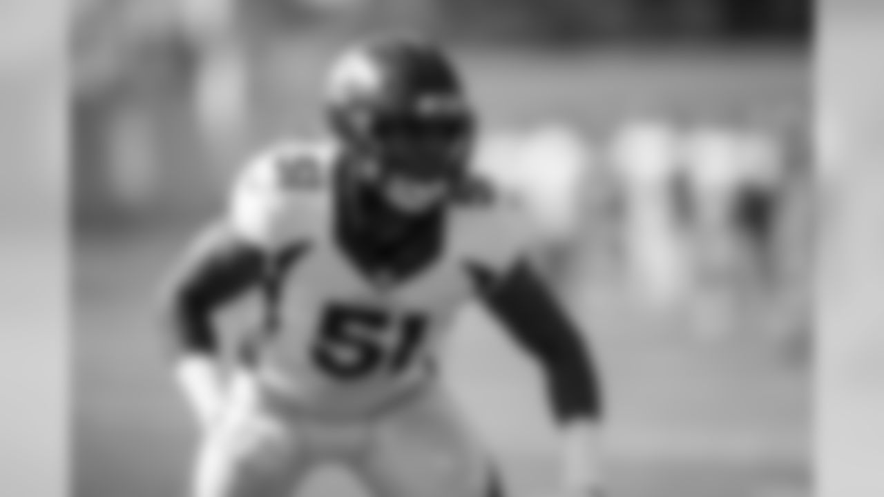 Todd Davis during the fourth training camp practice at UCHealth Training Center on August 16, 2020. (Photo by Ben Swanson)