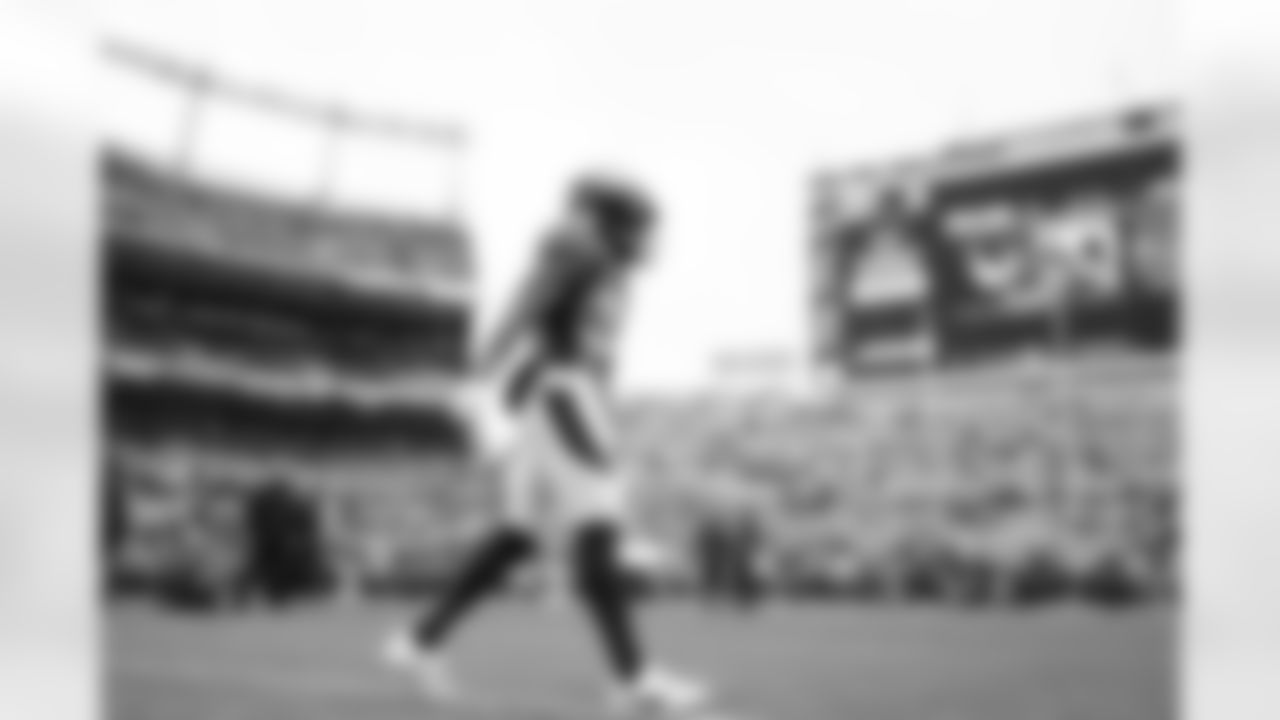 Jaleel McLaughlin before the Broncos' Week 8 game against the Kansas City Chiefs at Empower Field at Mile High in Denver, Colorado on October 29, 2023. Photo by Ben Swanson / Denver Broncos
