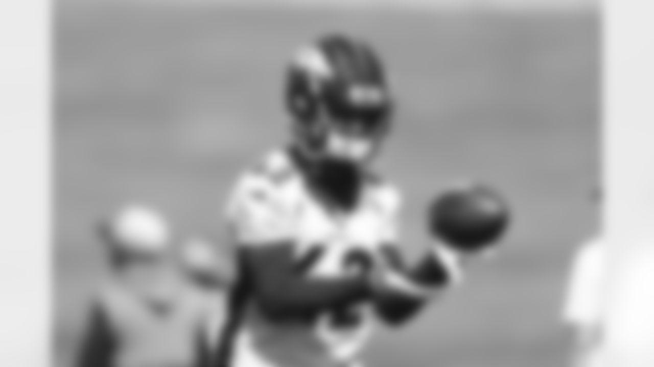 Parnell Motley action during OTAs at UCHealth Training Center in Centennial, CO, May 27, 2021.
Photo by Gabriel Christus