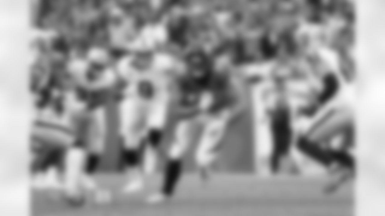 Greg Dulcich (80) during the Broncos' Week 1 game against the Las Vegas Raiders at Empower Field at Mile High in Denver, Colorado on September 10, 2023. Photo by Ben Swanson / Denver Broncos