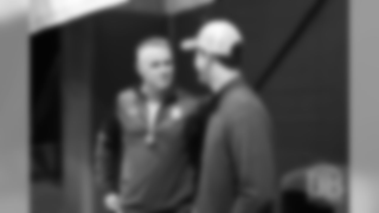 Trevor Siemian chats with Northwestern coach Pat Fitzgerald during Northwestern's Friday walkthrough.
