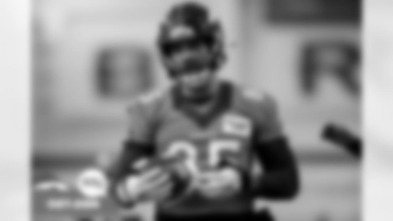 Albert Okwuegbunam during practice at UCHealth Training Center in Englewood, Colorado on December 10, 2021. (Photo by Ben Swanson)