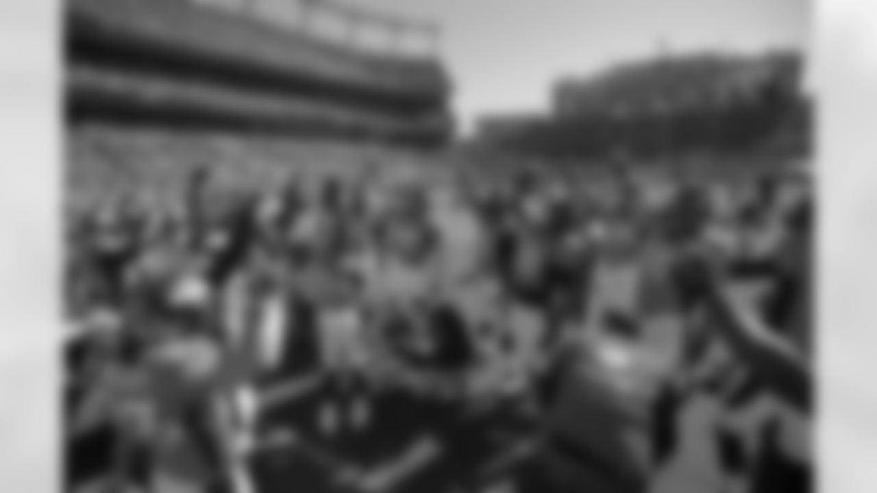 Knowshon Moreno breaks the team down before its 45-21 win vs. Washington.