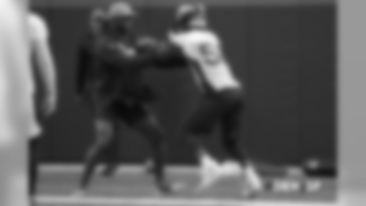 Von Miller working with Pass Rush Consultant (and former outside linebacker) DeMarcus Ware during practice at UCHealth Training Center in Centennial, CO, December 06, 2018.
Photo by Gabriel Christus