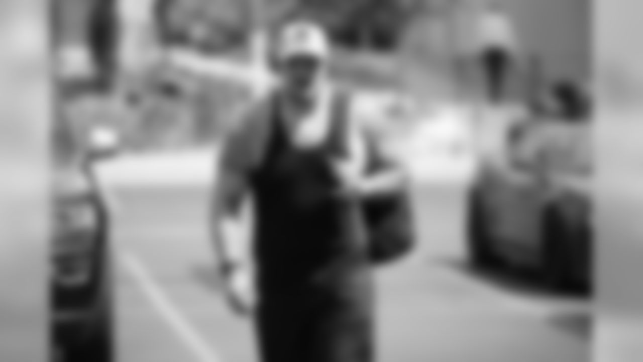Offensive lineman Connor McGovern arrives for training camp on July 27, 2018.