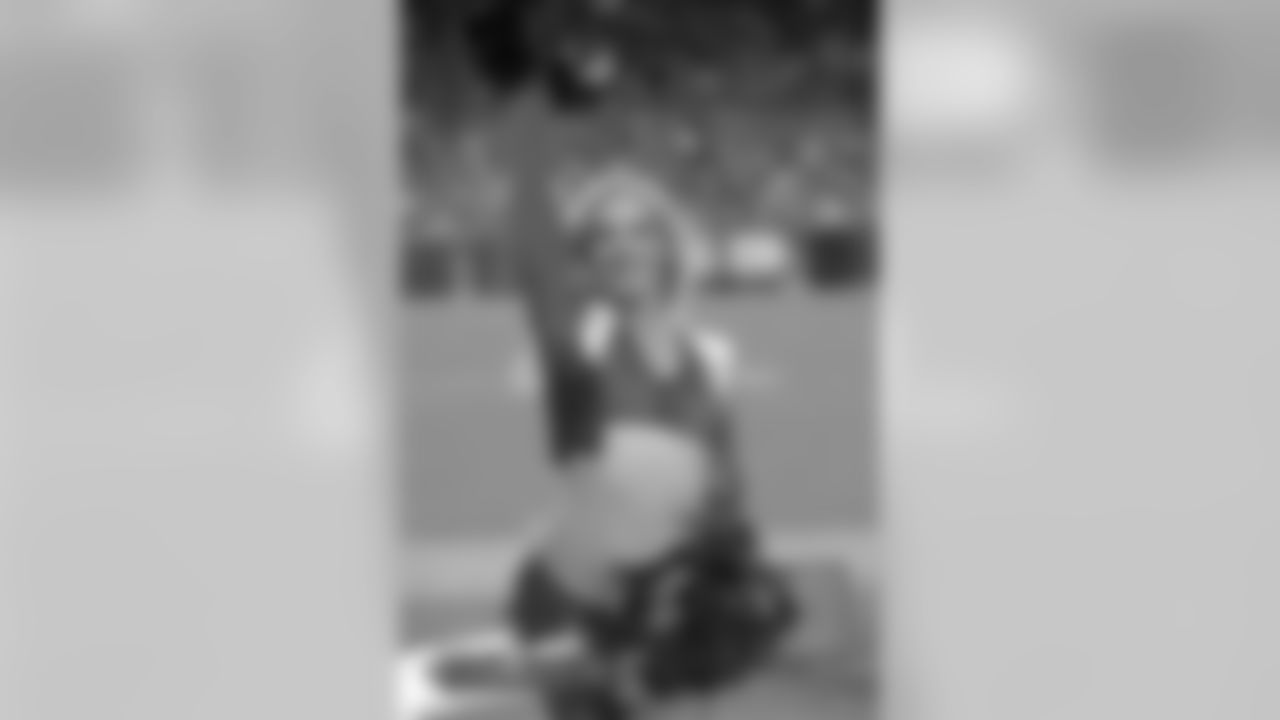Daisy Denver Broncos, Cheerleaders, DBC, 2019