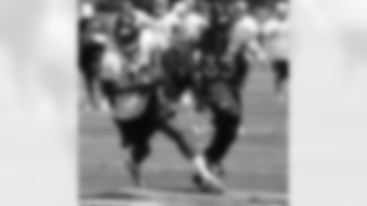 Robinson makes a catch.