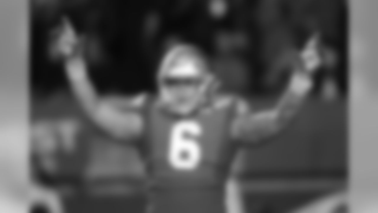 Mocked to Denver in the third round by: Josh Edwards, CBS Sports
NFL.com prospect bio: "… Anae repeated his first-team All-Pac-12 nod in 2019 and added third-team Associated Press All-American notice to the list after leading the Utes with 14 tackles for loss among his 41 total stops in 14 starts, 13 of which were sacks." (AP Photo/Rick Bowmer, File)