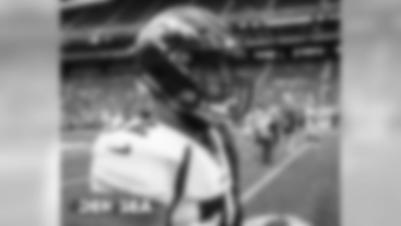 Andy Janovich before a preseason game against the Seattle Seahawks at CenturyLink Field in Seattle on August 8, 2019.