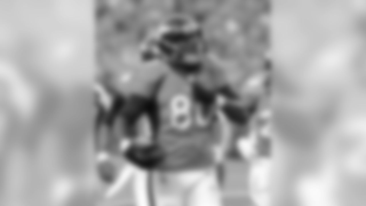 TE Julius Thomas