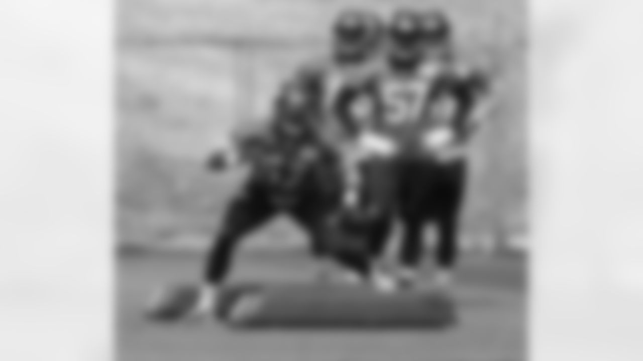 LB Jerrell Harris