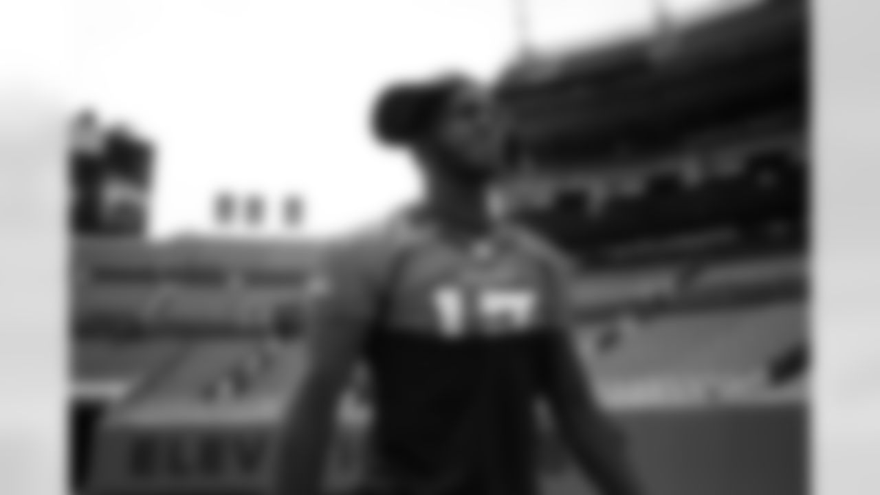 KJ Hamler before practice on Day 12 of training camp at Empower Field at Mile High on August 29, 2020. (Photo by Ben Swanson)