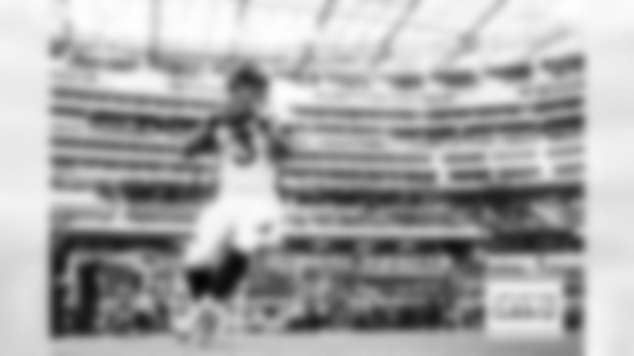 Russell Wilson during pregame warmups before the Denver Broncos' Week 6 game against the Los Angeles Chargers at SoFi Stadium in Inglewood, California on October 17, 2022. (Photo by Ben Swanson)