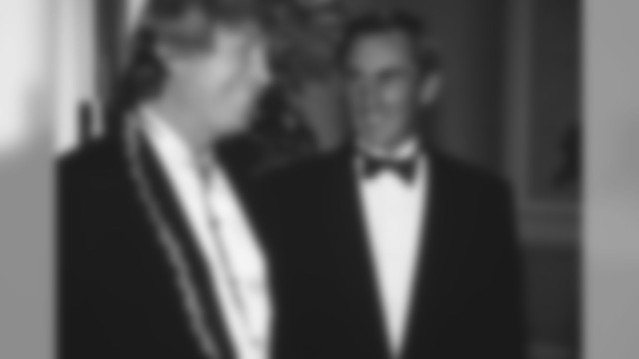 John Denver and Mike Shanahan during the Special Olympics Dinner on April 26, 1997 in Denver, Colorado.
Photo by Michael Martin