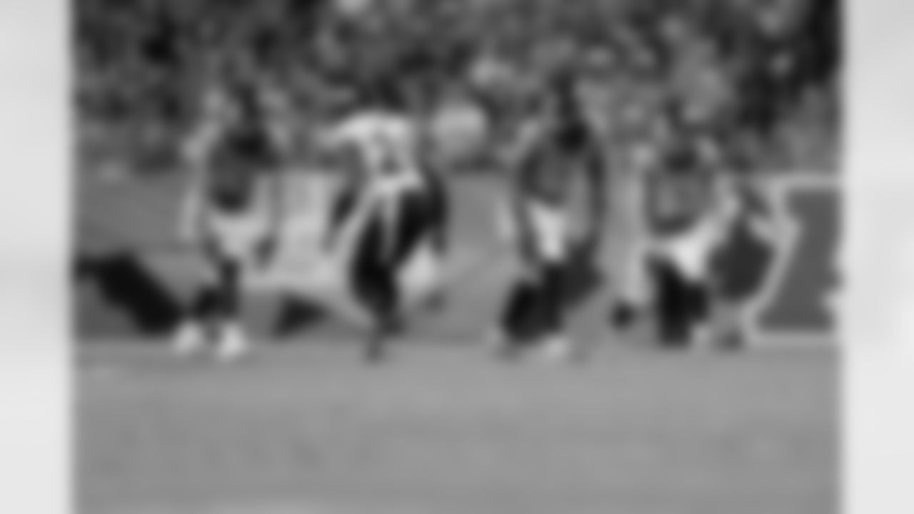 Decker, Welker and D. Thomas were three of an NFL-record five Broncos to score double-digit touchdowns in 2013.