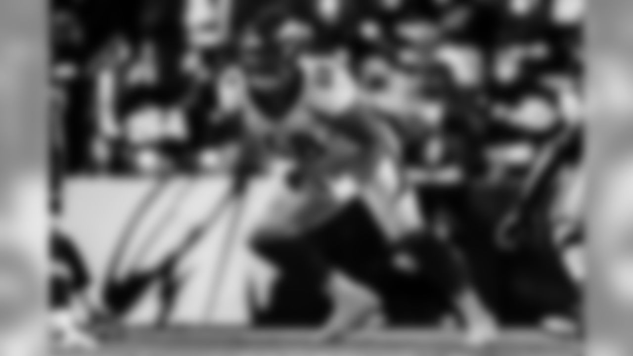 T Elijah Wilkinson