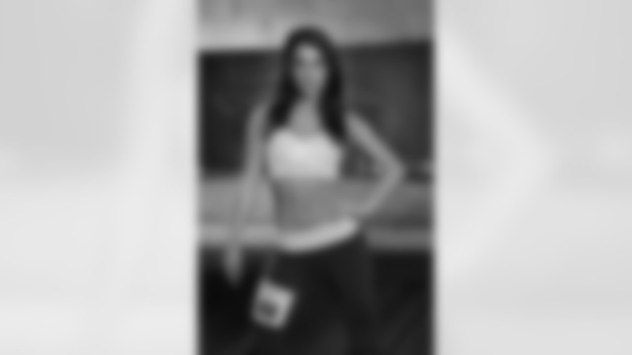Samantha R.
