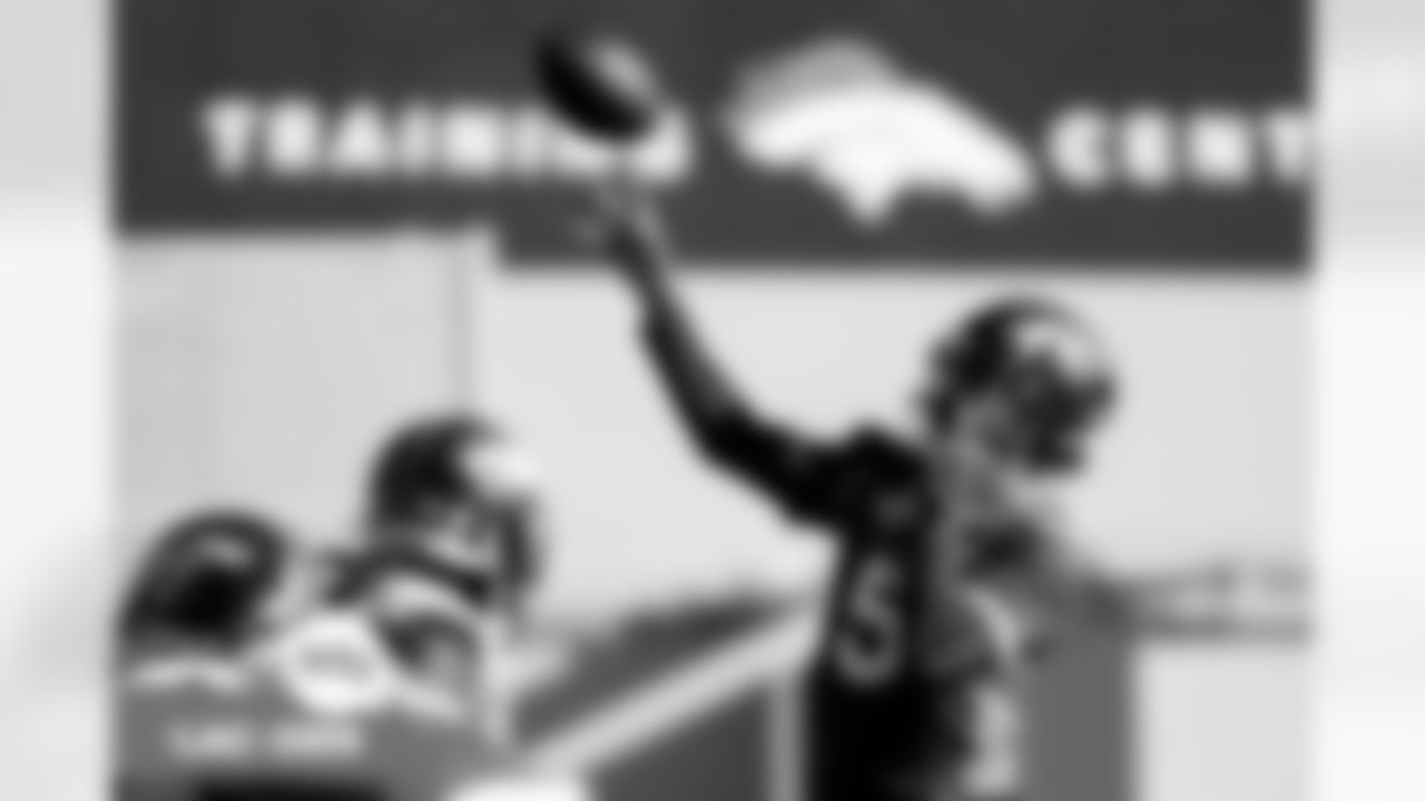 Teddy Bridgewater at practice at UCHealth Training Center in Englewood, Colorado on November 22, 2021. (Photo by Ben Swanson)