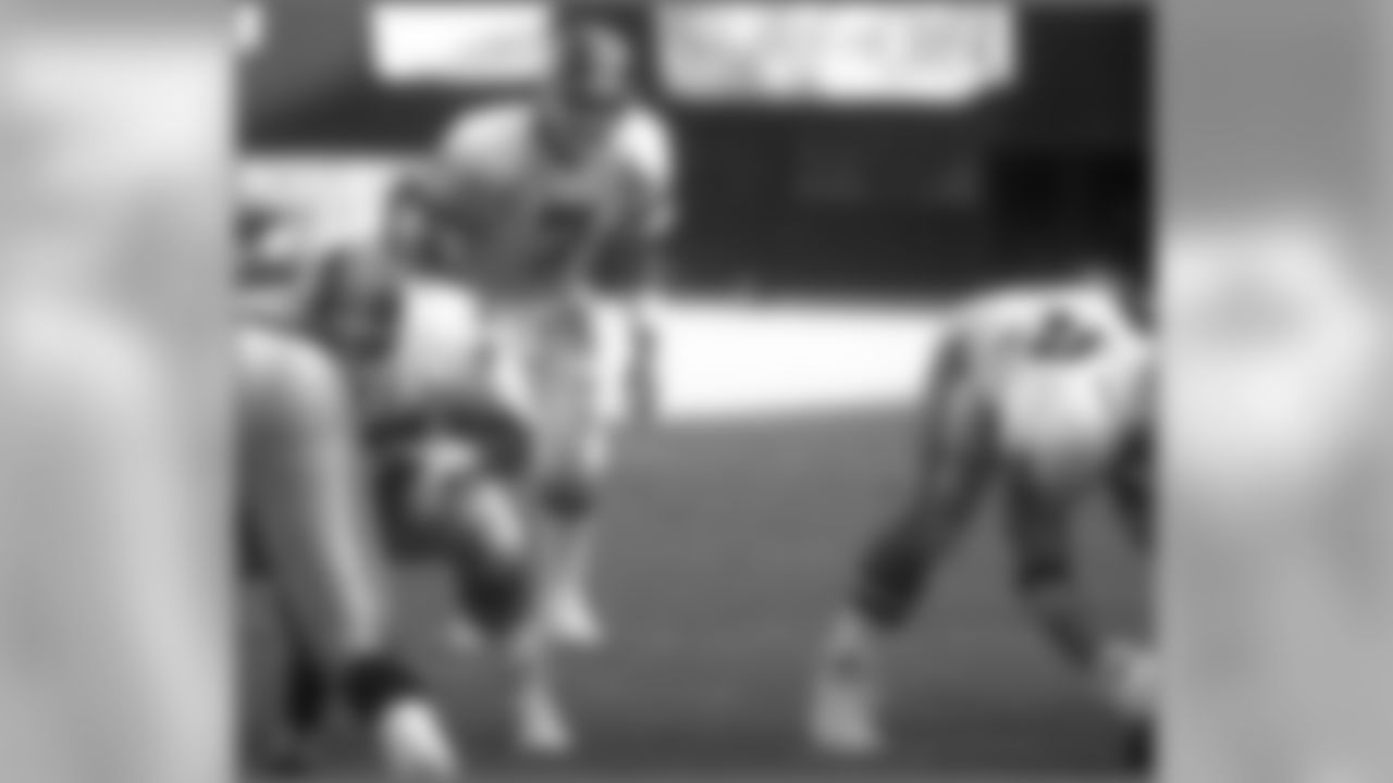 Elway was always comfortable playing from the shotgun formation.
