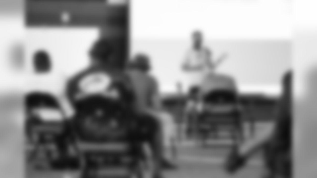 Team Physician J. Steven Geraghty speaks during a team meeting briefing the players on COVID-19 and the organization's response to it, including an overview of the facility protocols, on August 2, 2020. (Photo by Ben Swanson)